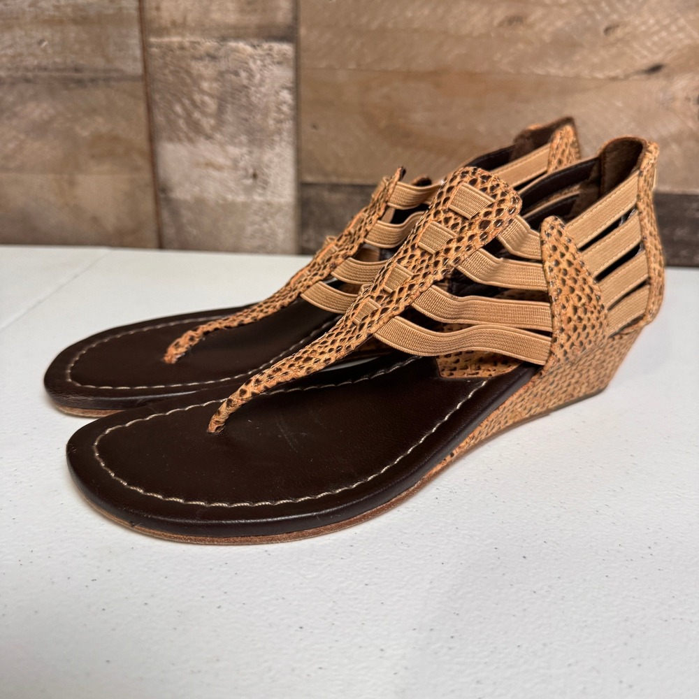 Donald Pliner Wedge Sandals Womens 6 Tan Snake Print T Strap Zip Strappy Heels